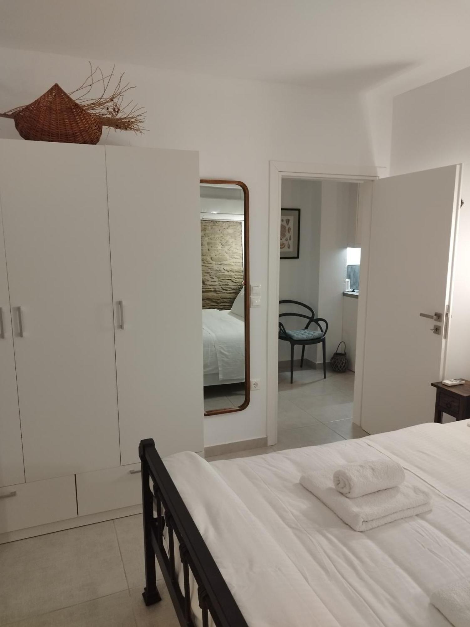 Korina'S Suites Ándros Kültér fotó